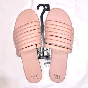 Time & True Women’s Blush Strappy Slides new Size 9